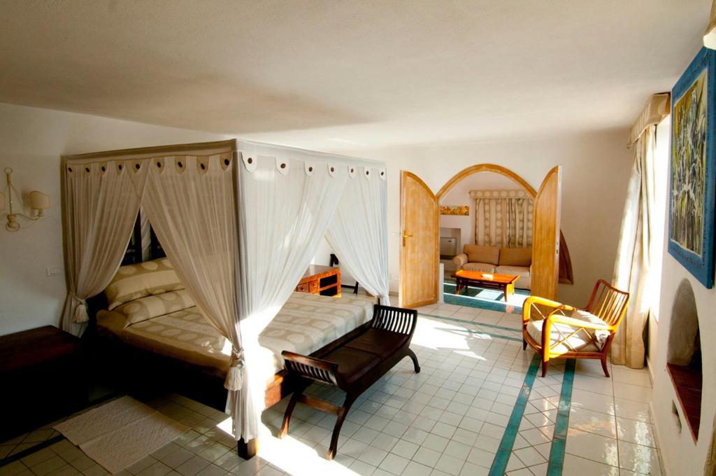 Punta Rossa 4*