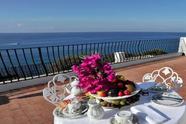 Hotel Punta Rossa 4*
