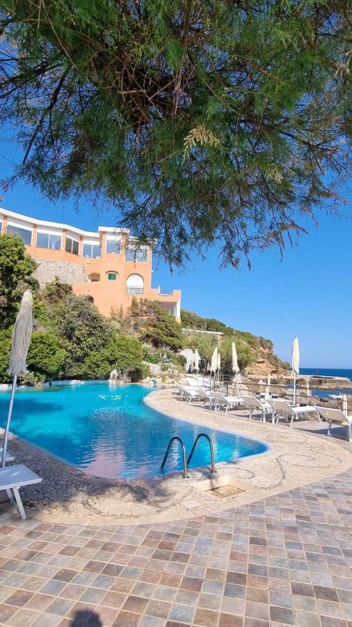 Punta Rossa Hotel 4*