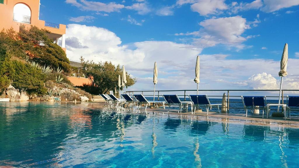 Punta Rossa 4*