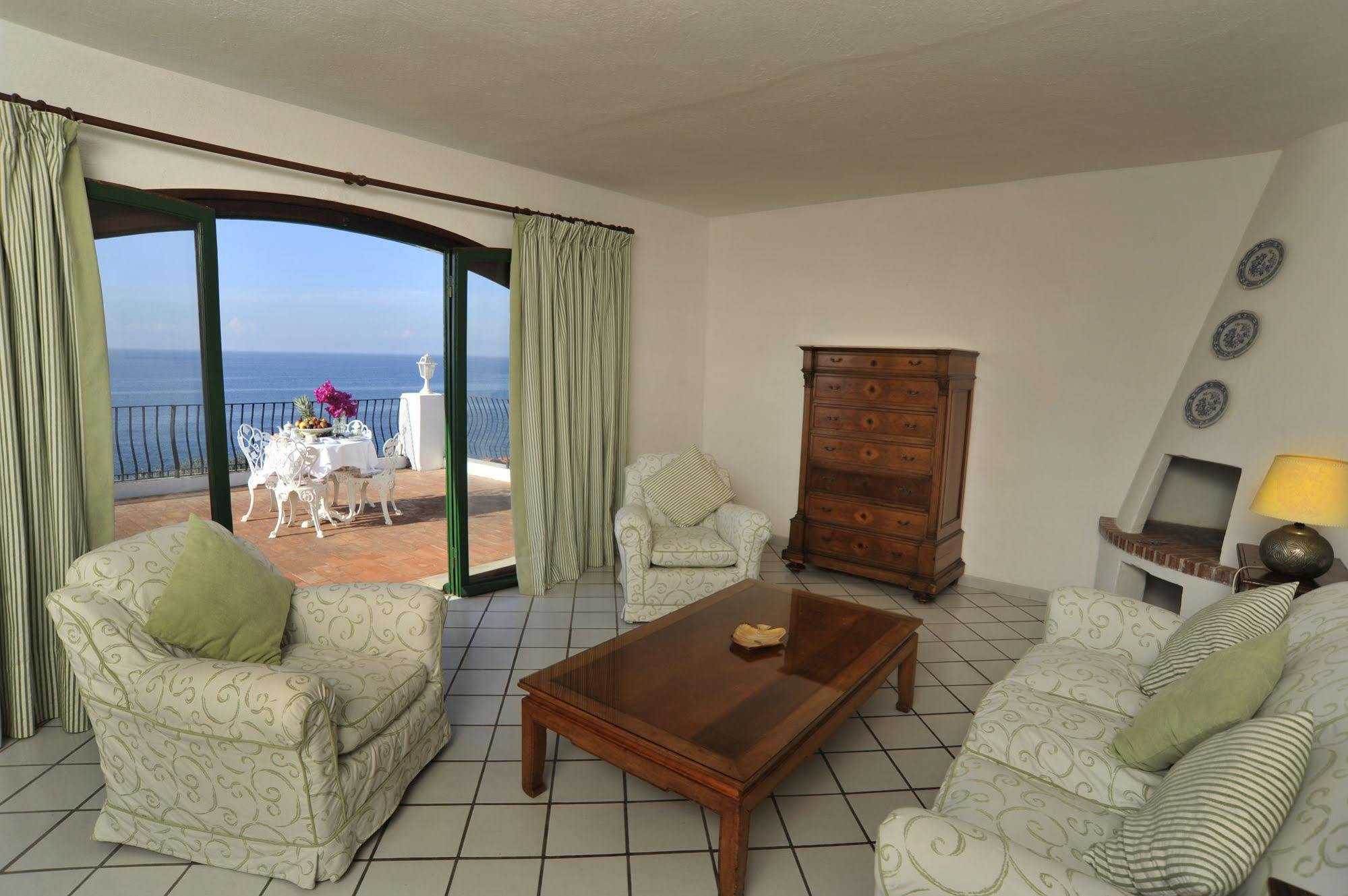 Punta Rossa San Felice Circeo