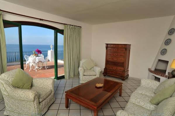 Punta Rossa San Felice Circeo